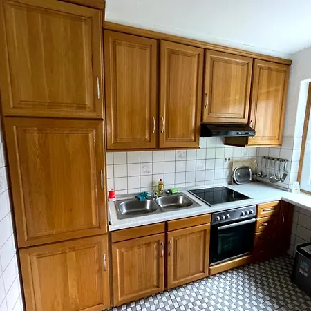 Grosszuegige Monteurwohnung Mit Terrasse Und 3 Schlafzimmern Neumünster